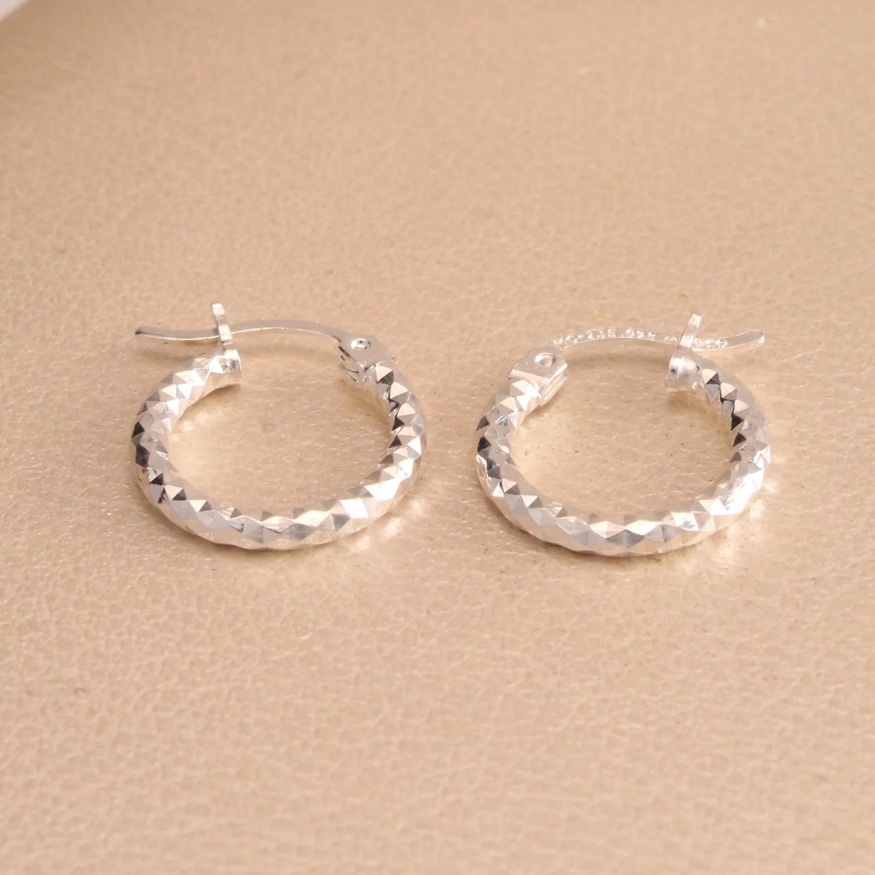 Are. Arete Plata  Plata 1.5Cm  Cm - APP939