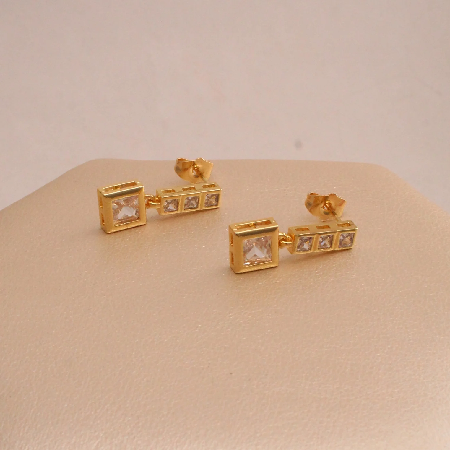 Are. aretes rodio - ARG141