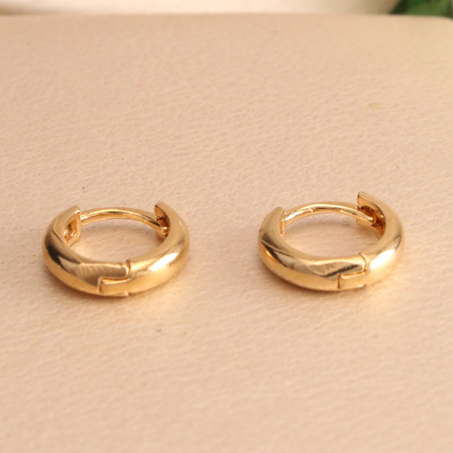 Can. Lisa Oro Laminado 0.6 Cm - KOG107