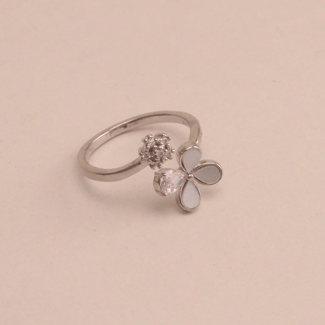 Ani. jard?n plateado rodio graduable - RRS561