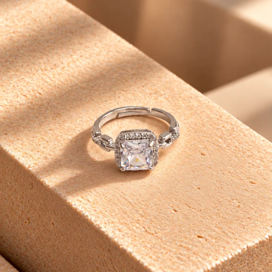 Ani. cristal cuadrado plateado rodio graduable - RRS906