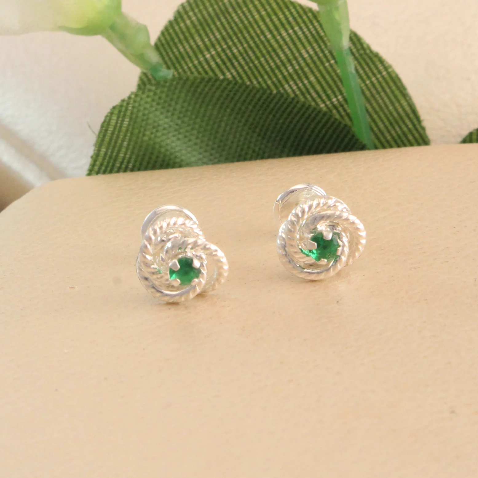 Top. Flor Verde Plata 0,8 Cm - TPS771