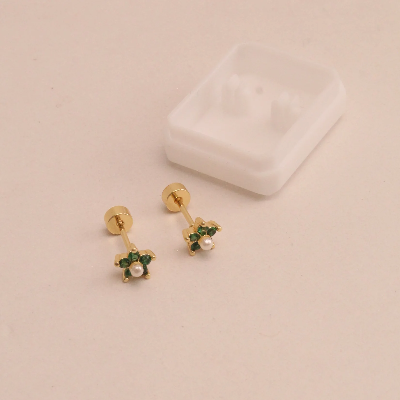 Top. topo seguridad perla rodio rodio 0.7cm - TRG581