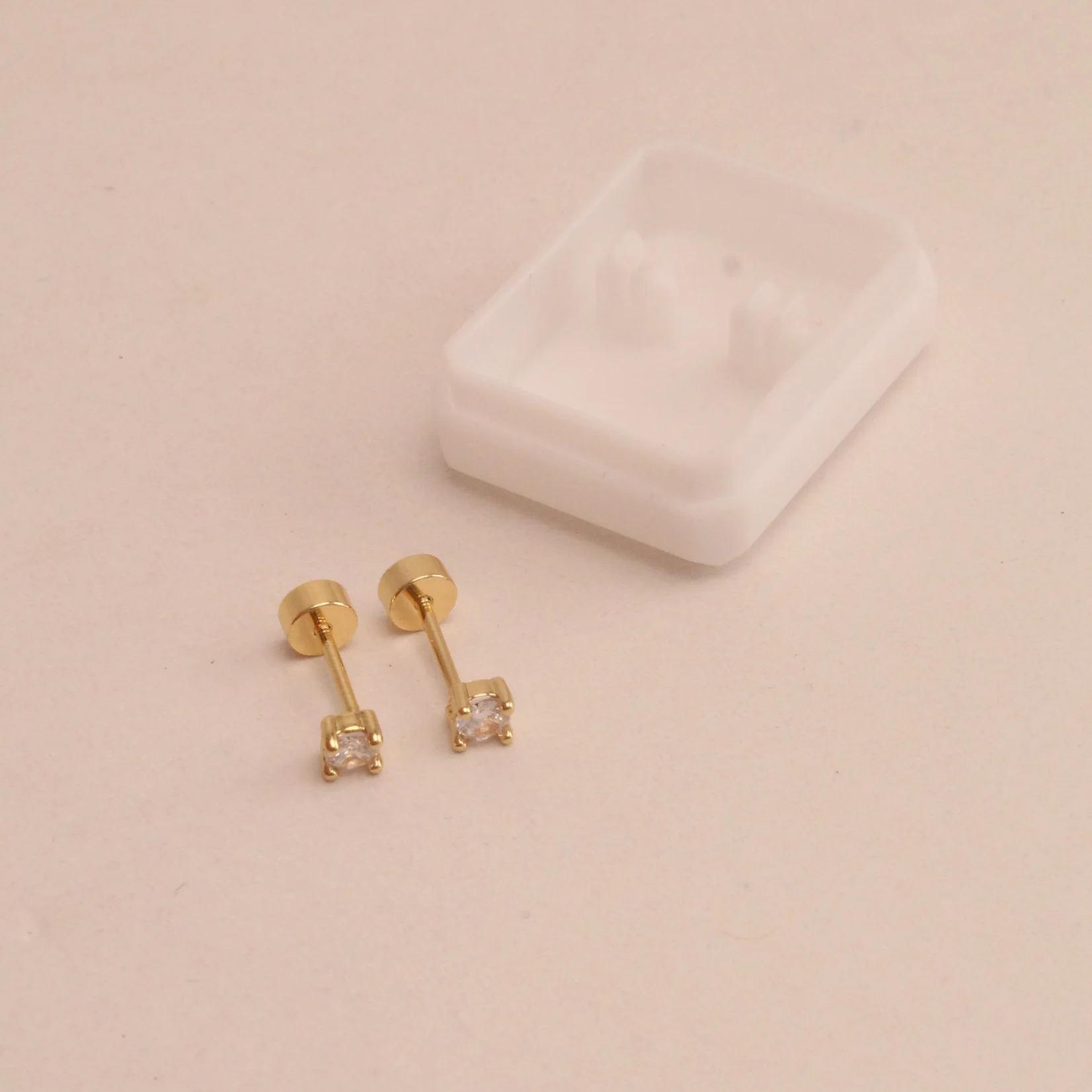 Top. topo seguridad zircon rodio rodio 0.7cm - TRG630