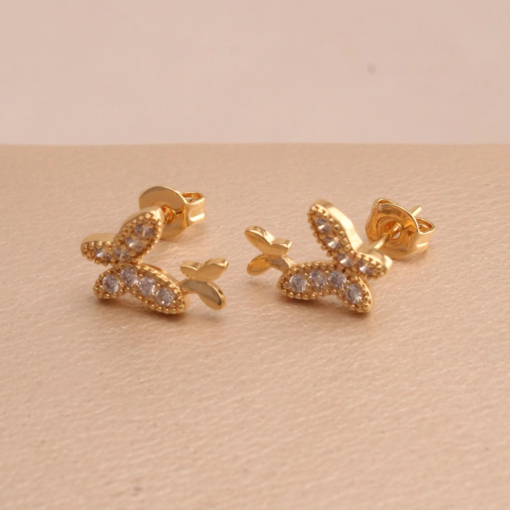 Top. mariposas rodio 0.7cm - TRG807